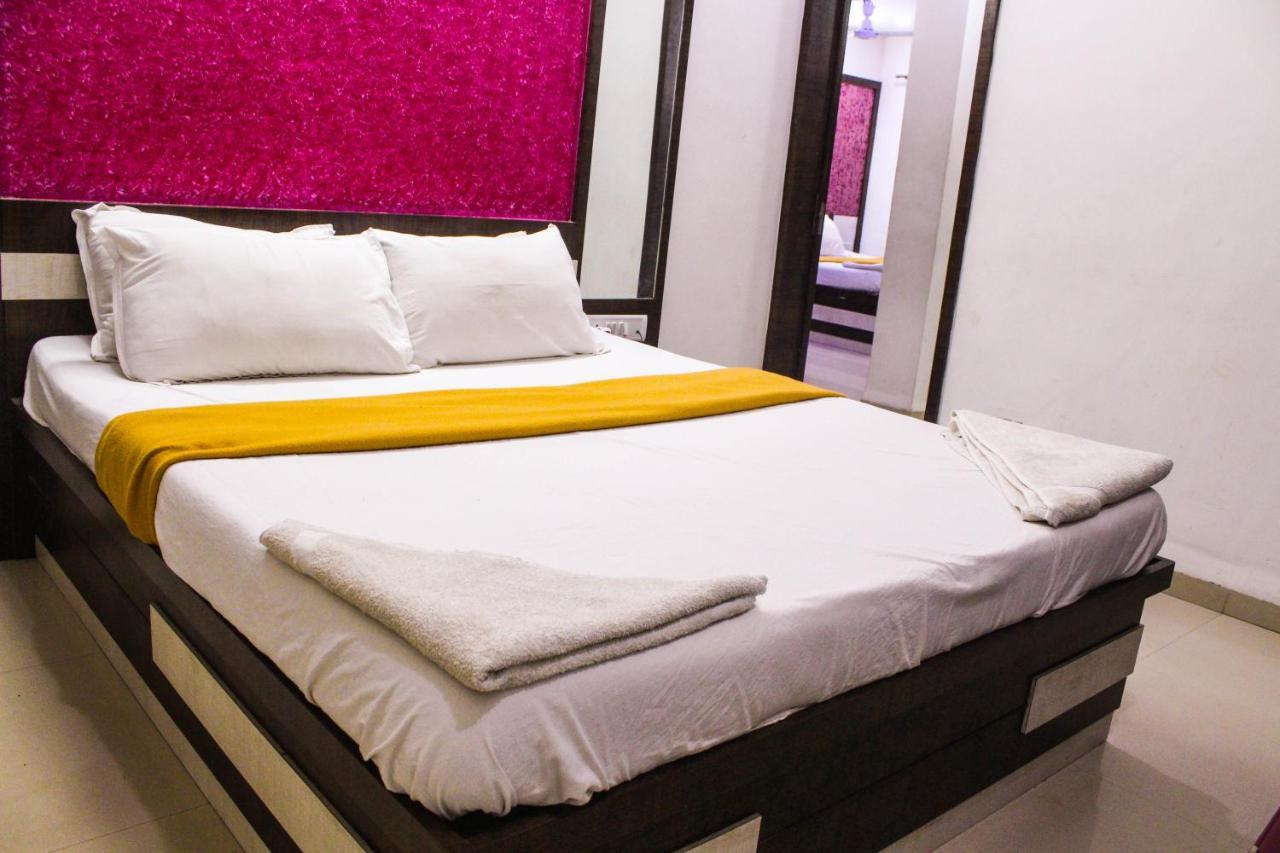 Hotel Ambica Daman Eksteriør bilde